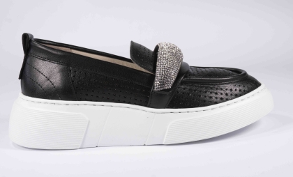 VOGGE Pantofi din piele naturală în negru