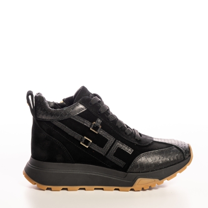Sneakers înalți damă negri piele întoarsă cu talpă groasă maro.