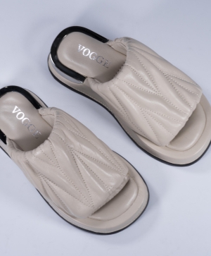 Papuc de damă VOGGE din piele naturală