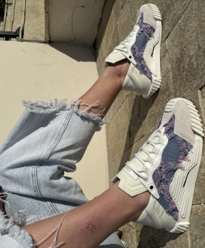 VOETTI Damă Piele: Stil și confort de neegalat! Descoperă perechea perfectă!