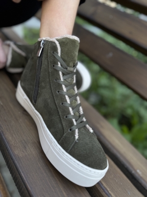 Adidași Înalți Damă Piele Întoarsă Olive - Confort & Stil