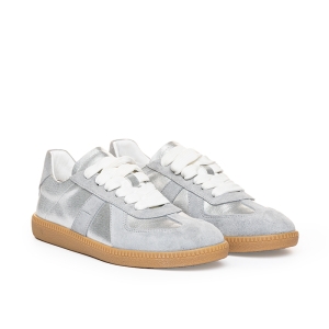 Adidași Damă Argintii - Stil și Confort!