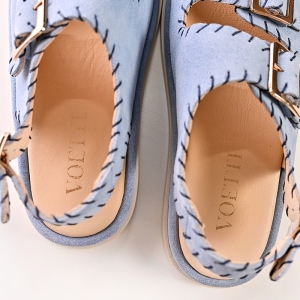 Sandale Dama Piele Întoarsă Albastru Deschis Cu Catarame Aurii