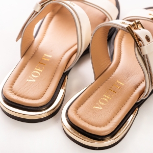 Sandale Dama Crem cu Catarame Aurii - Eleganță la Picioarele Tale!