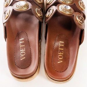 Papuci de damă Voetti - Eleganță și confort la fiecare pas!