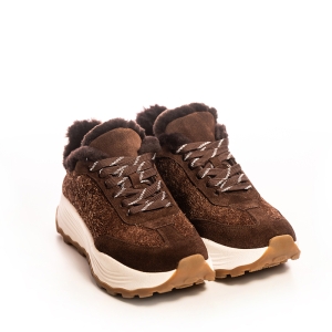 Adidași Damă Maro Piele - Confort și Stil Premium!