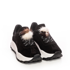 Adidași damă piele întoarsă VOETTI - eleganță și confort!