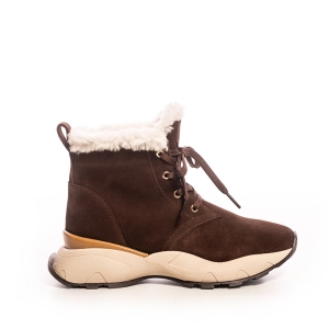 Ghete dama piele intoarsa maro cu blana - Confort si stil!