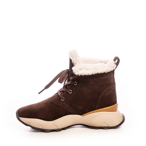 Ghete dama piele intoarsa maro cu blana - Confort si stil!