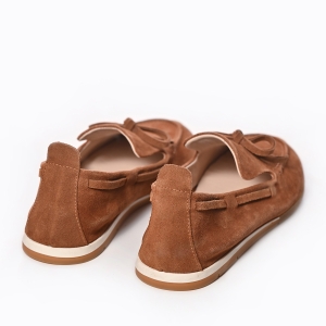 Mocasini Damă Piele Întoarsă Maro - Eleganță și Confort!