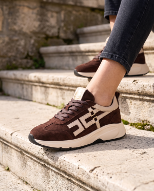 Adidași Maro Piele Întoarsă Bej Talpă Groasă Stil Casual Confort